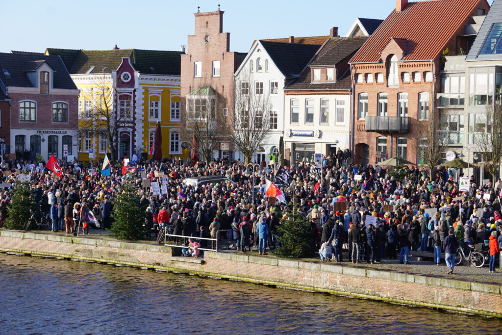 Demonstration in Husum am Holocaustgedenktag, 27.1.2024