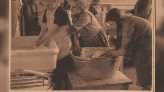 Hamburger Fremdenblatt 1936, arteigene Mädchenerziehung, Abwaschen als Schulstunde
